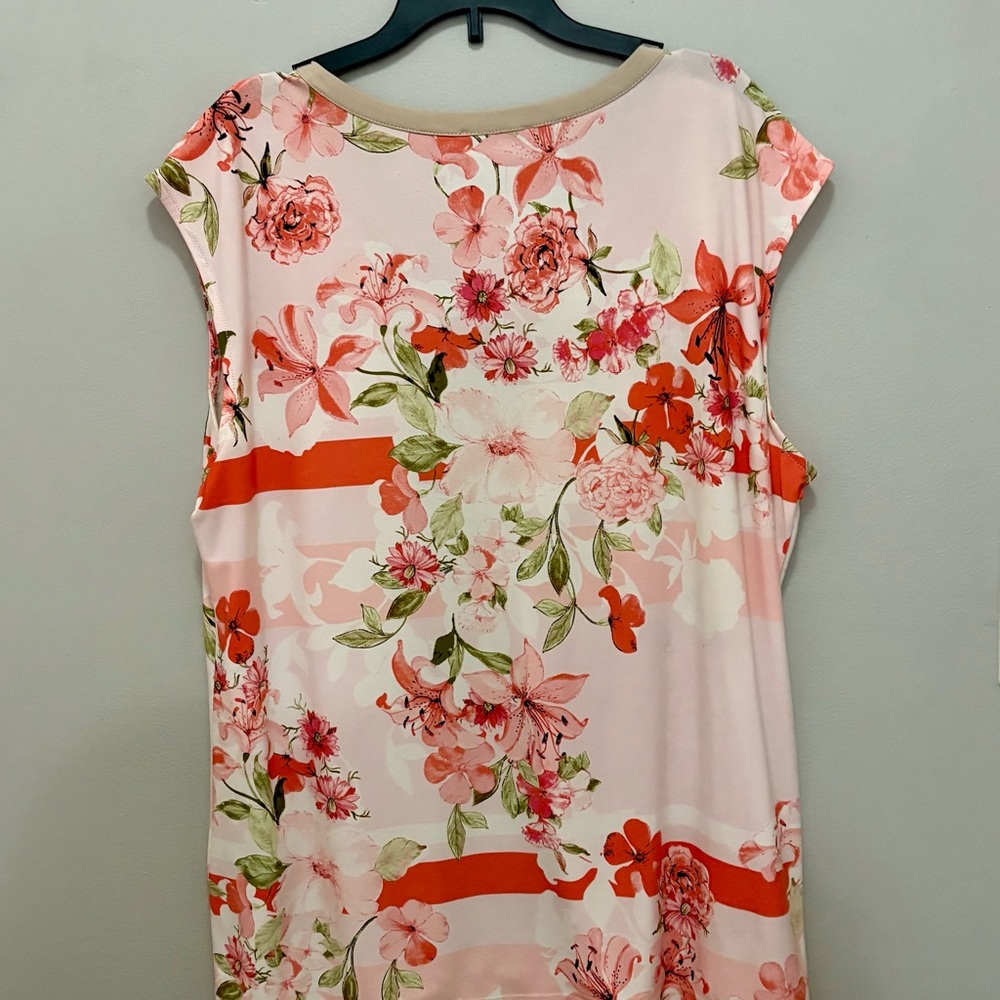 Calvin Klein Floral Blouse in Pink and Red - Picture 5 of 5